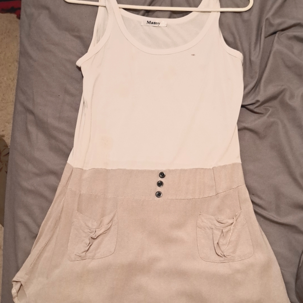 Dress decent condition worn 5 times at most